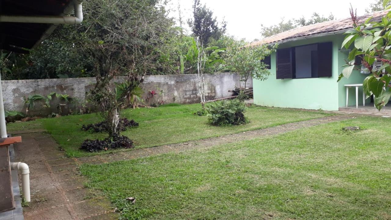 Casa, quarto inteiro e quarto compartilhado Juréia Exterior foto